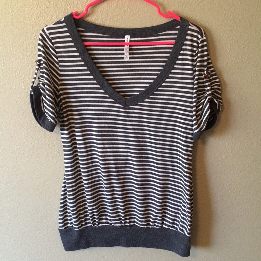 Anchor blue top